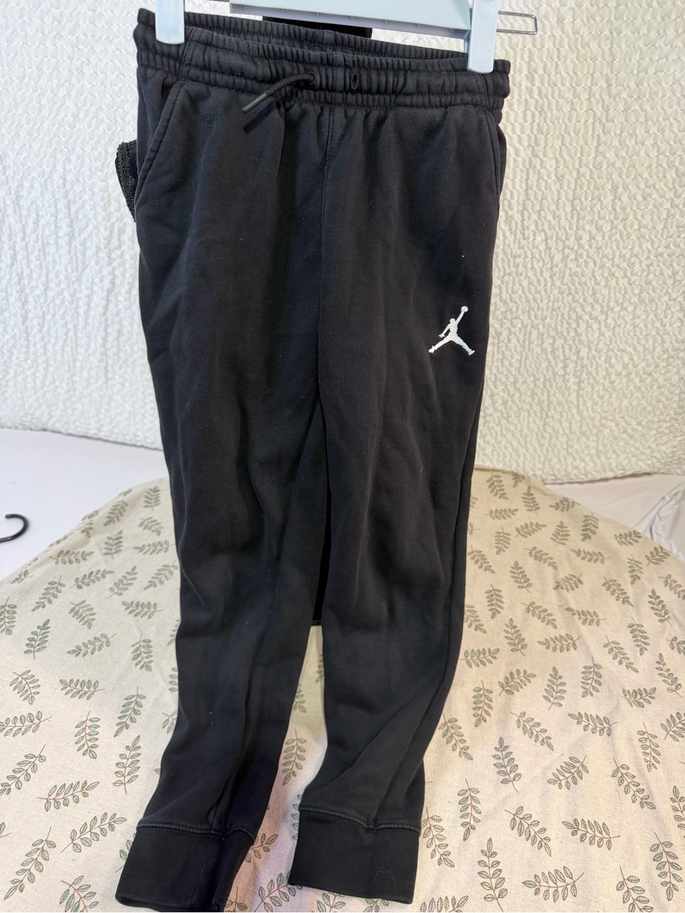 Jordan Black Kids' Jumpman Fleece Joggers with White Logo